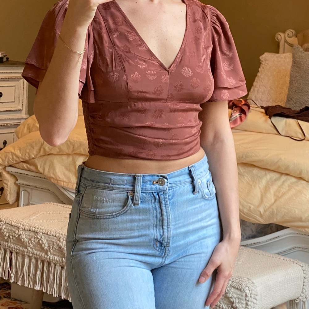 Cropped blouse